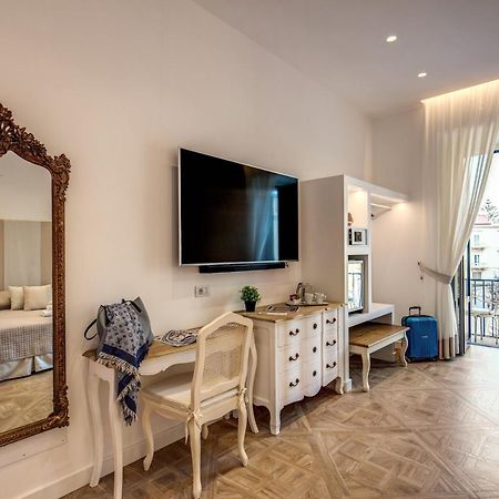 Sorrento Square Suites Esterno foto